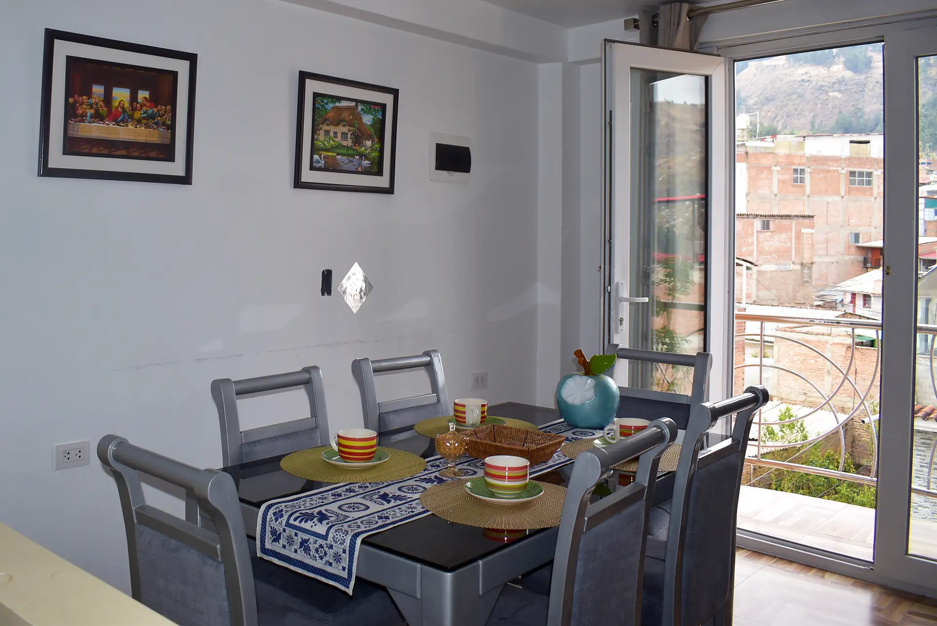 Sala del Departamento familiar 6 personas en Huaraz 4 piso